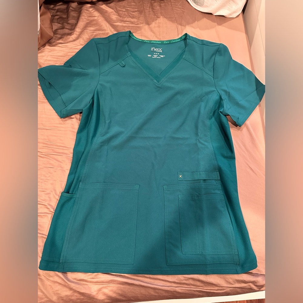 Cherokee iflex scrub top